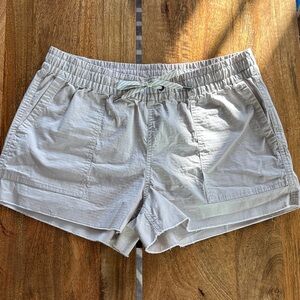 Vuori Women's Vintage Ripstop Shorts in Suede (light oatmeal color)